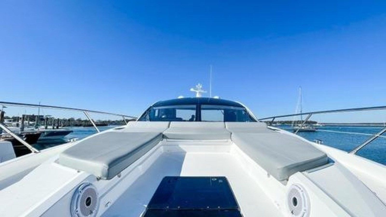 the best price on 2019 Sunseeker 50 Predator - Sunseeker