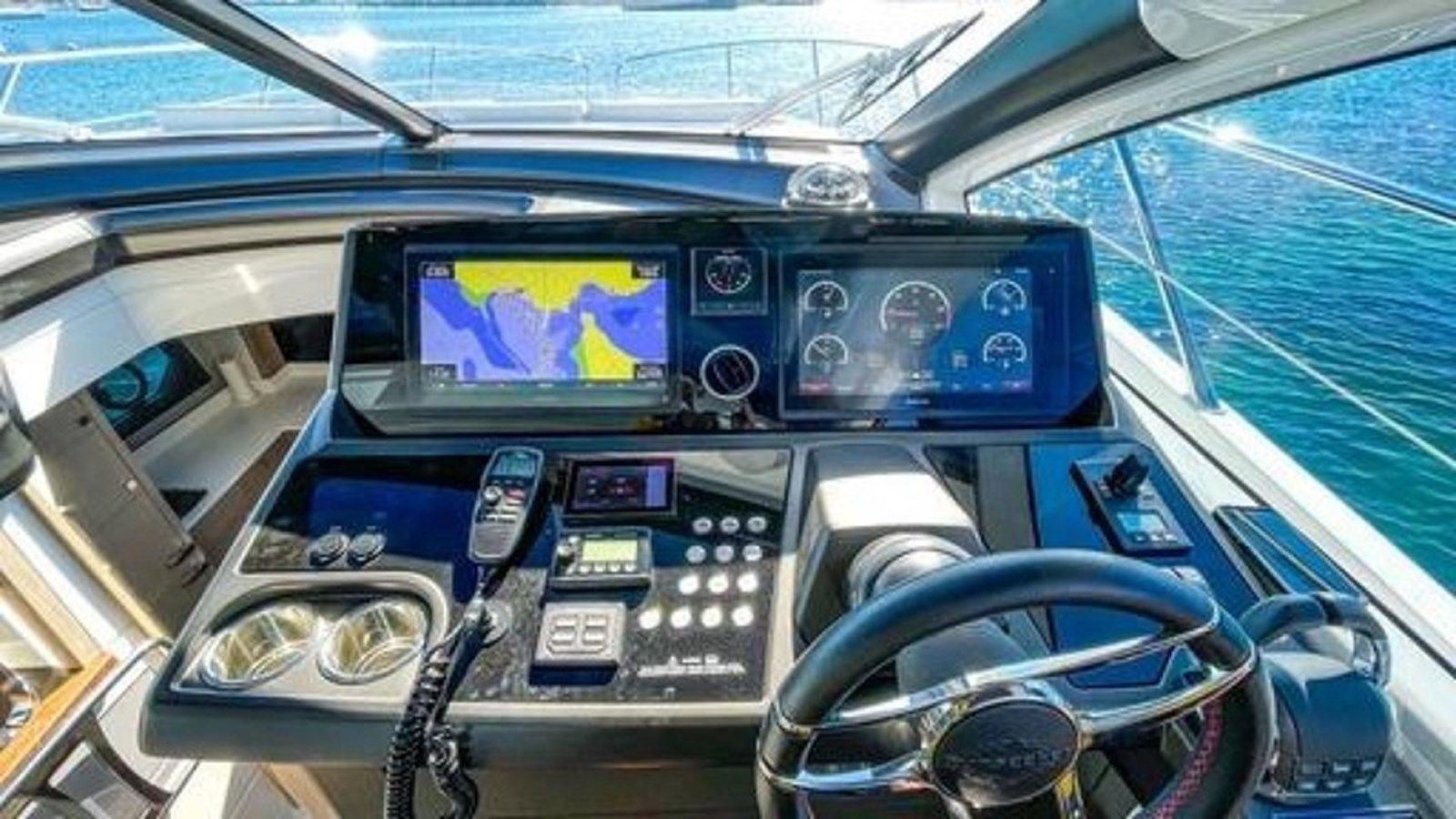 2019 Sunseeker 50 Predator 2019 yacht sale