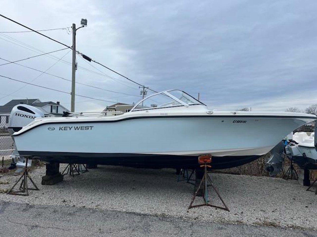 the best price on Wave Goodbye 24