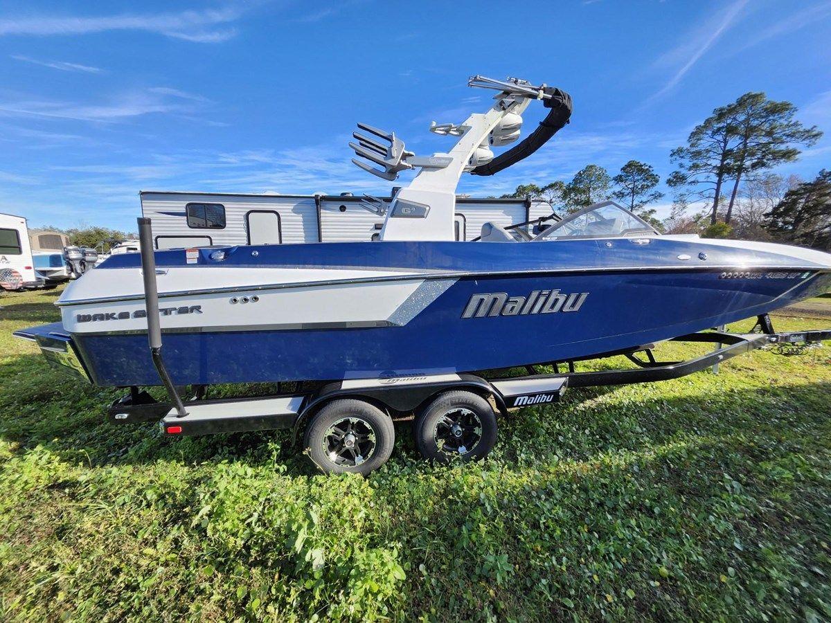 Buy a yacht WAKESETTER MXZ - MALIBU