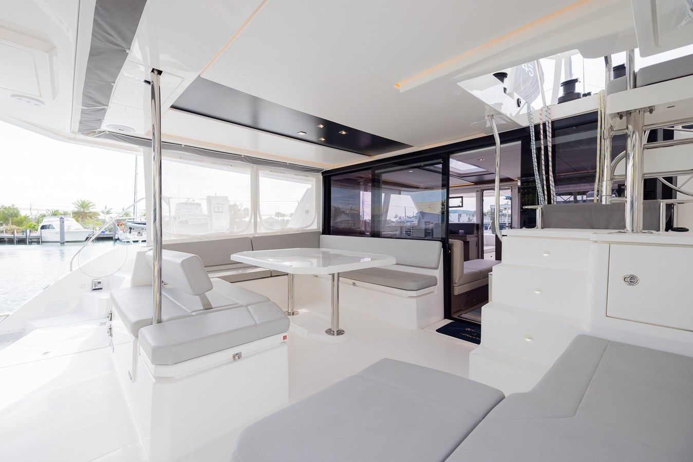 Купить яхту Pura VIda 45 в Shestakov Yacht Sales