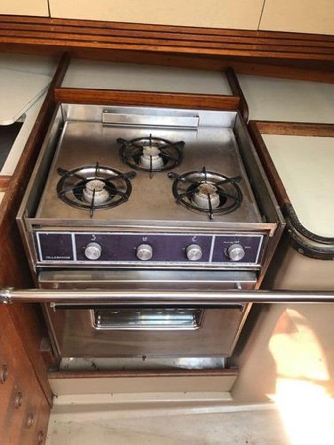 Buy a Kialani 41 at Shestakov Yacht Sales