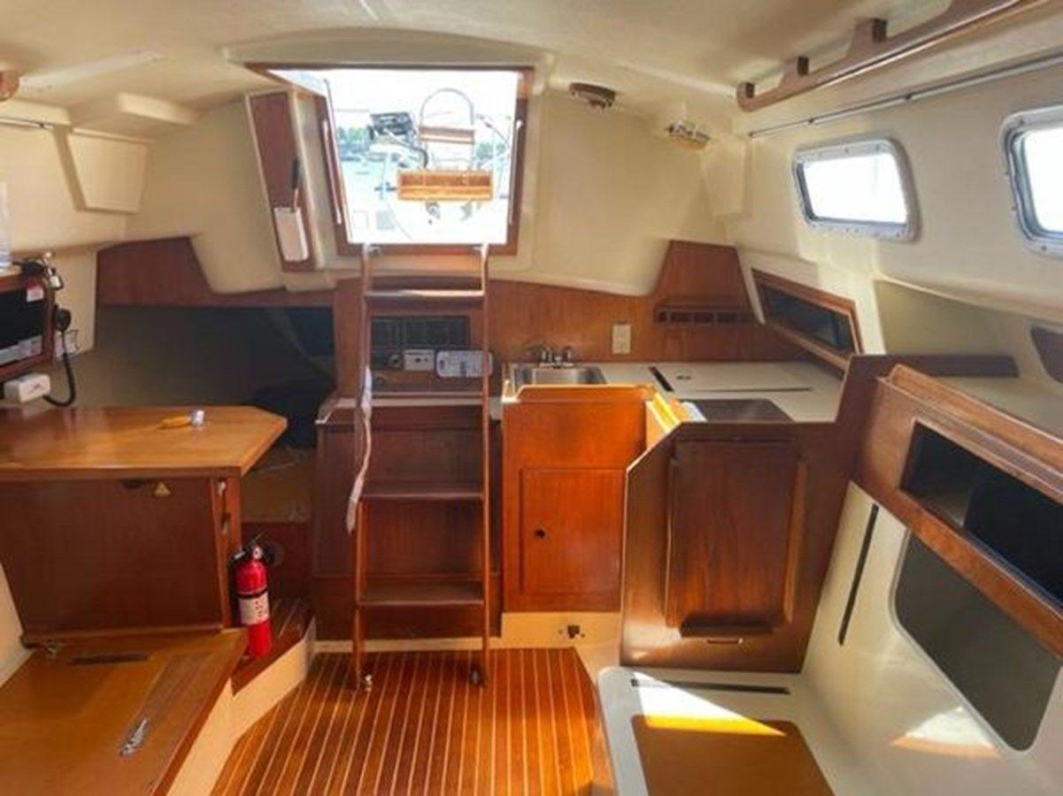 best yacht sales deals FIDDLERS GREEN 30