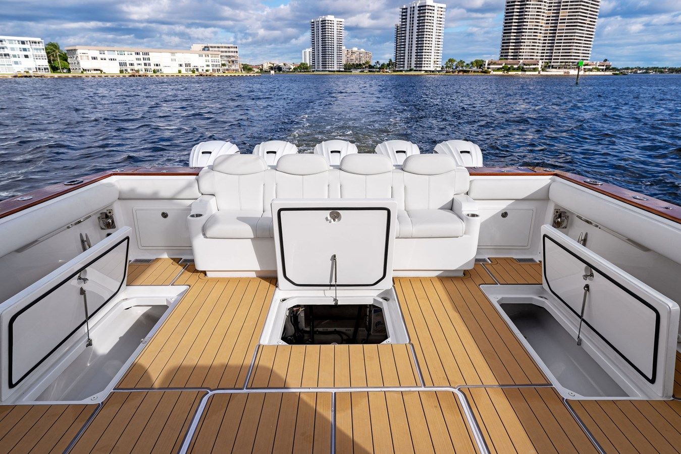 Лучшая цена на DA DINGHY 2021