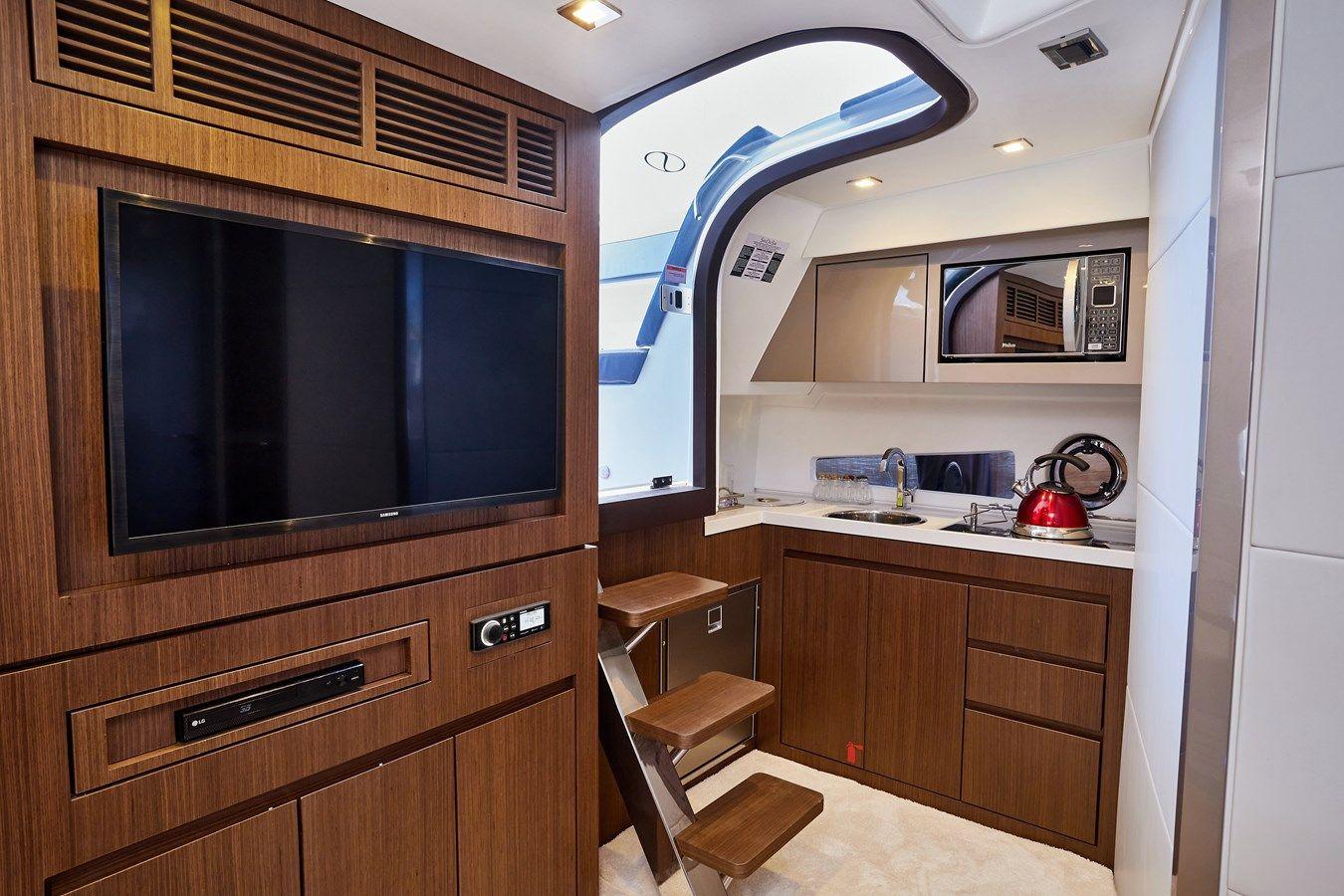 best yacht sales deals Schaefer 400