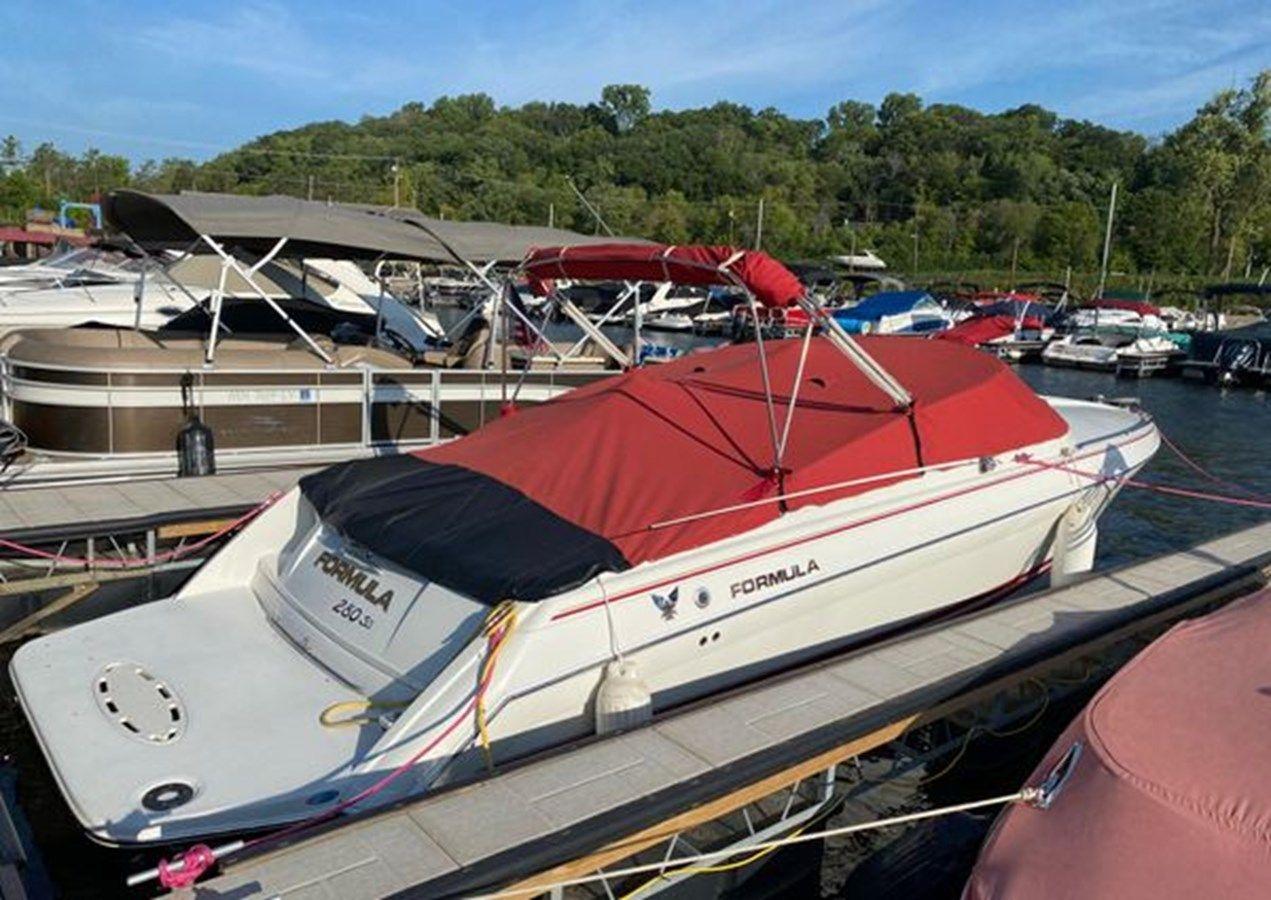 the best price on 2001 Formula 280 Sun Sport - Formula Boats