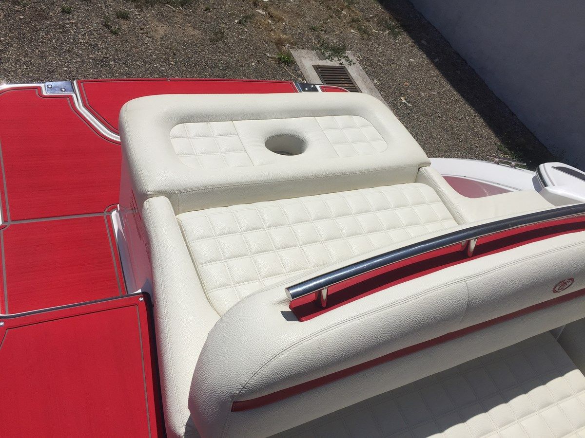 Лучшие предложения покупки яхты 2017 COBALT R7 WSS @ LEON 27