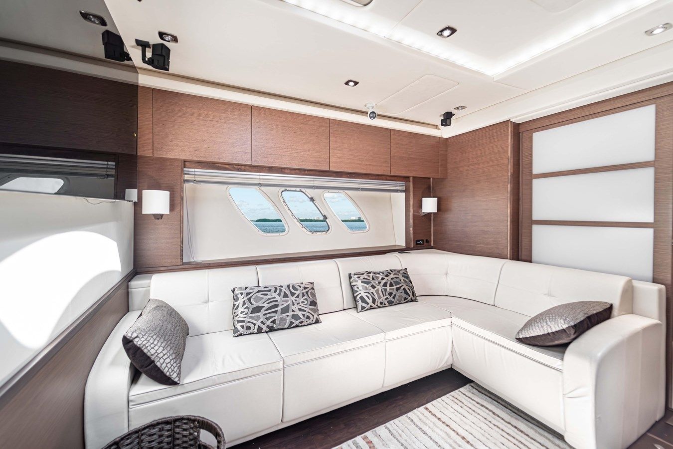 Лучшая цена на DELARON