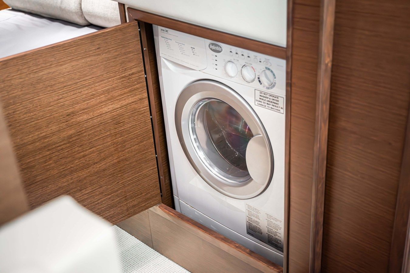 Купить яхту DELARON 2015 в Shestakov Yacht Sales