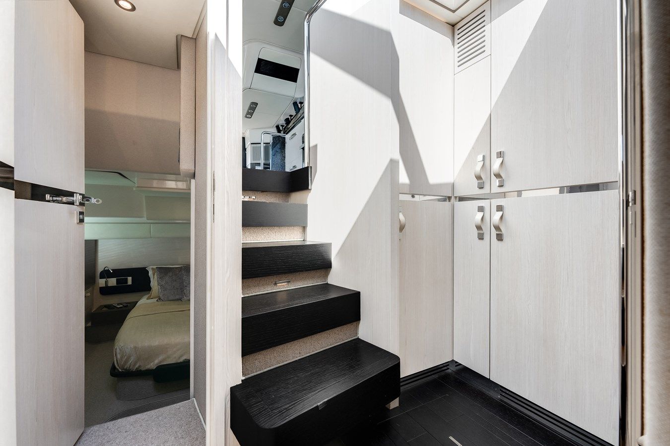 Relentless - Azimut Yachts