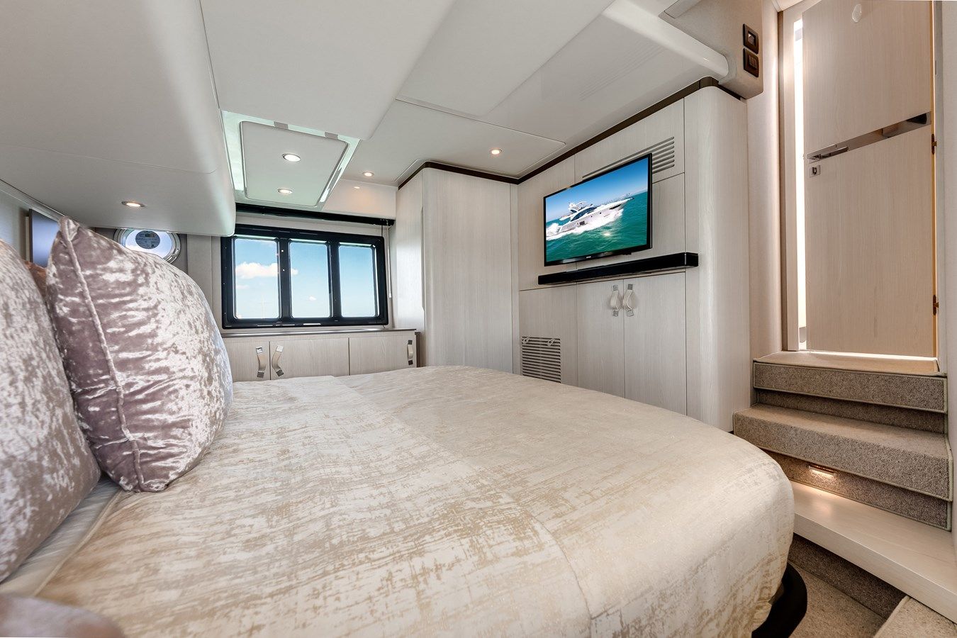 best yacht sales deals Relentless 50 Flybridge