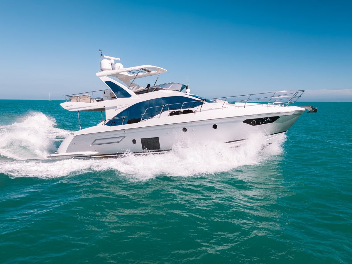 Buy a yacht Relentless - Azimut Yachts