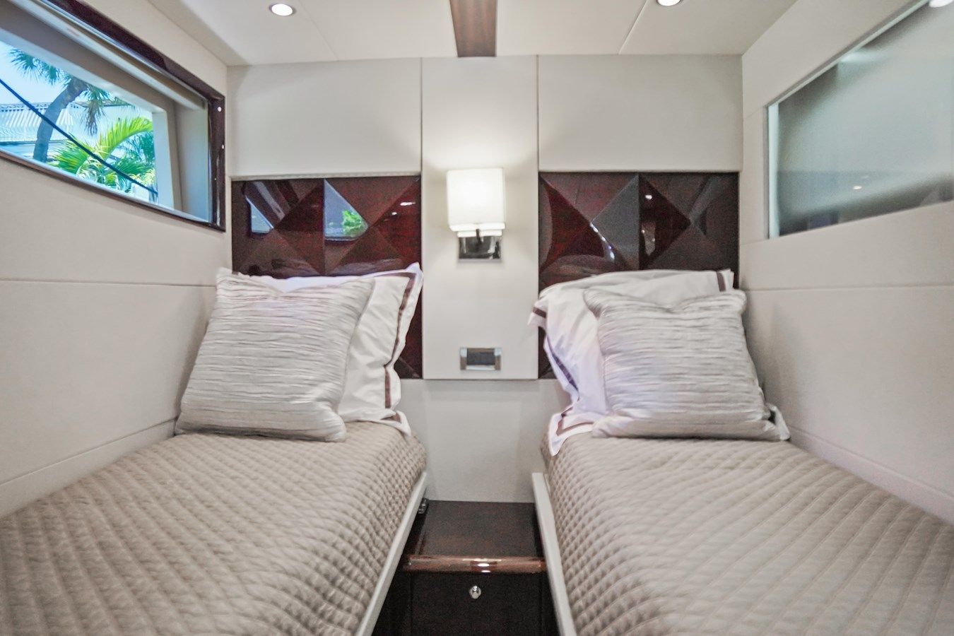 best yacht sales deals LAZZARA 76