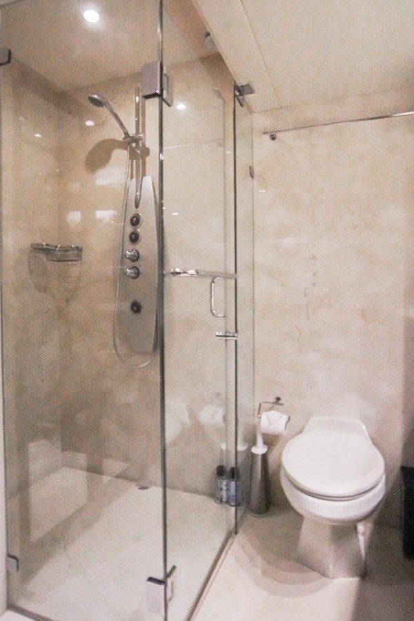 the best price on LAZZARA - Lazzara