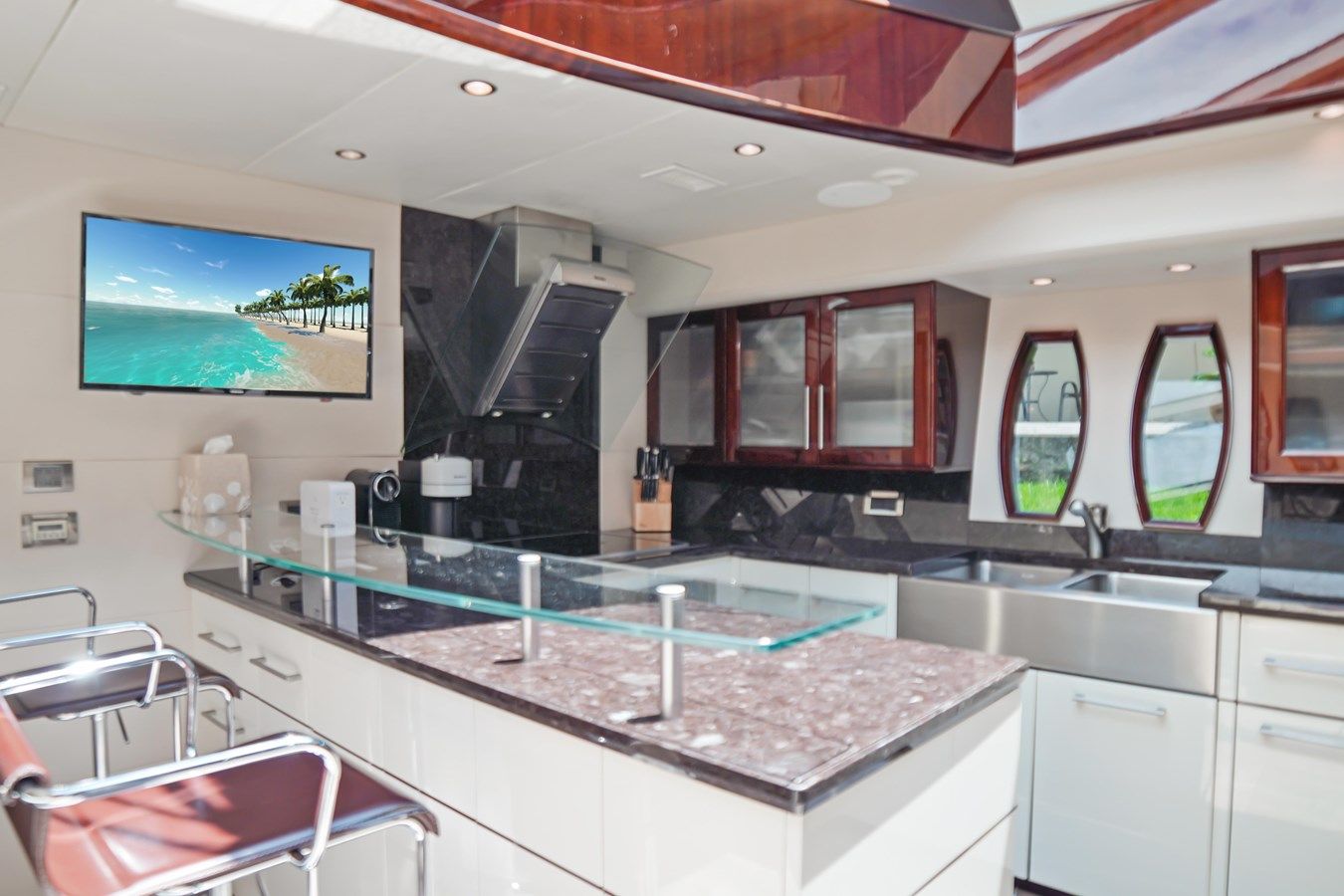 Buy a LAZZARA 76 at Shestakov Yacht Sales