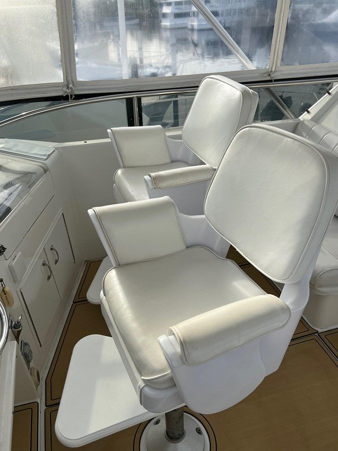 Buy a yacht SUMMER SOLSTICE  50 Sport Deck