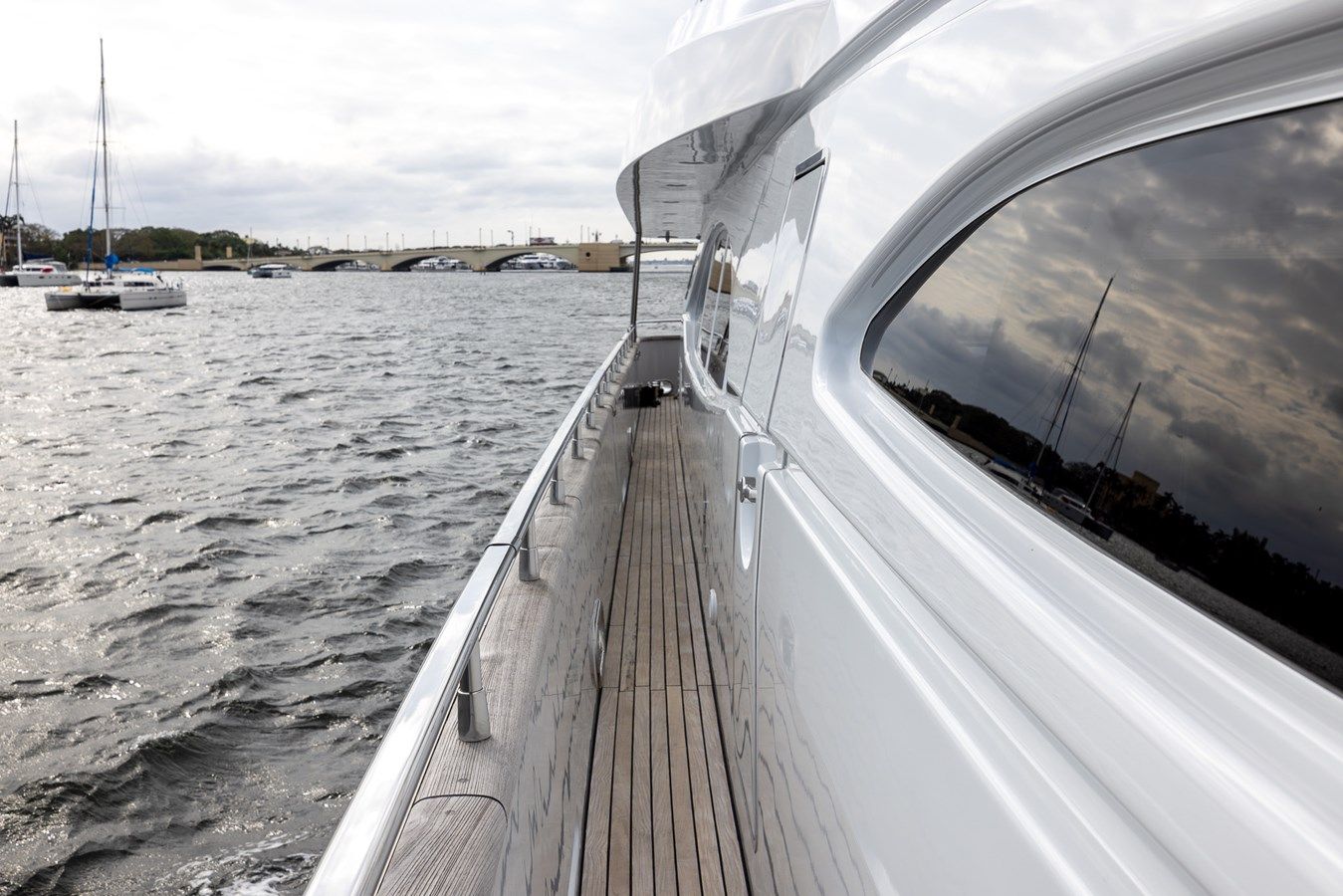 Buy a ENDLESS SUN - Azimut Yachts at Shestakov Yacht Sales