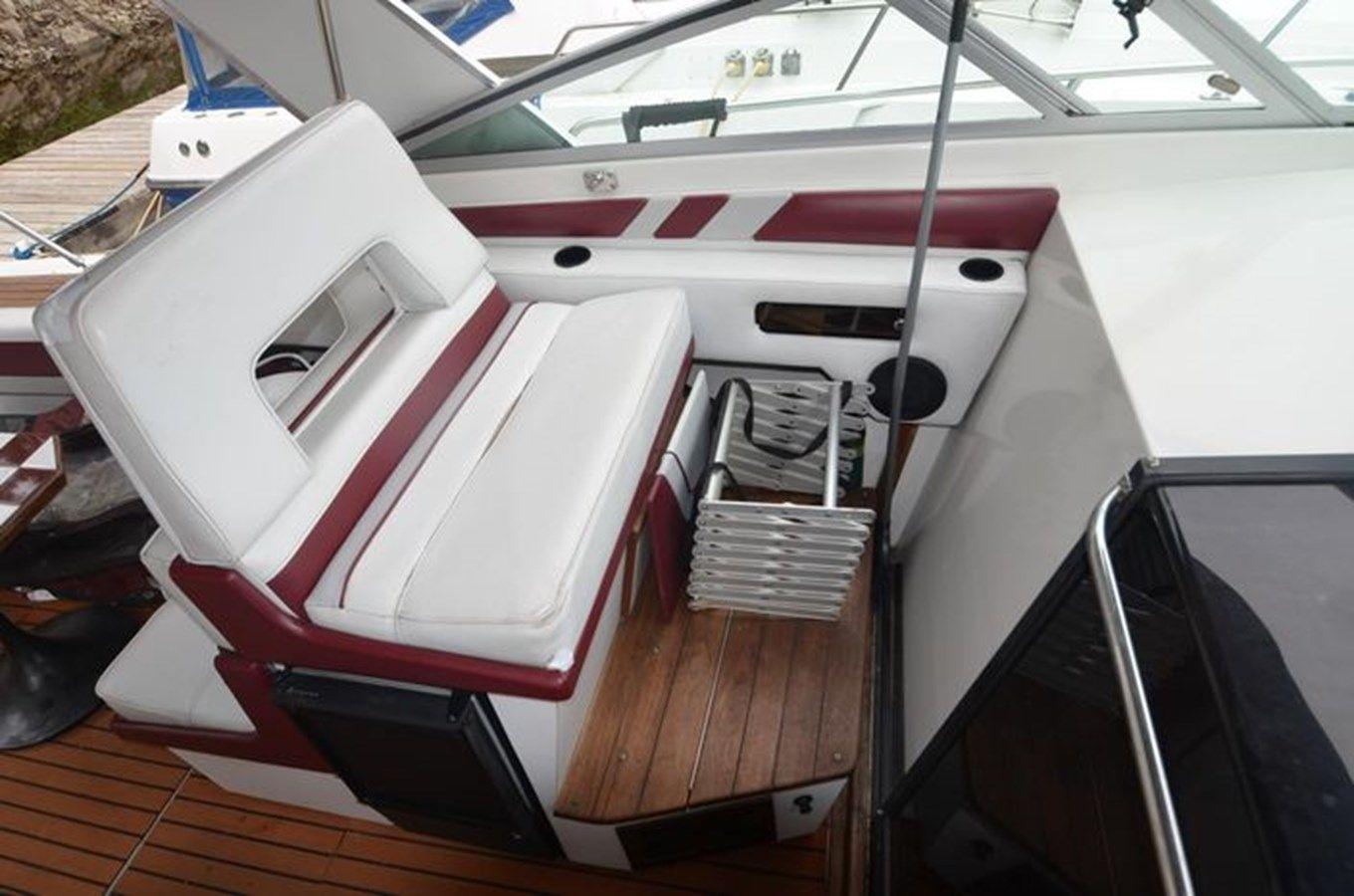 Лучшие предложения покупки яхты 1991 Regal 360 Commodore 1990