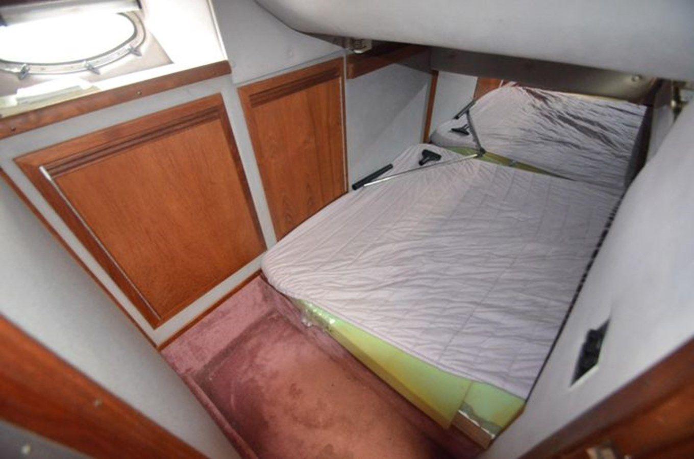 Лучшие предложения покупки яхты 1991 Regal 360 Commodore 36