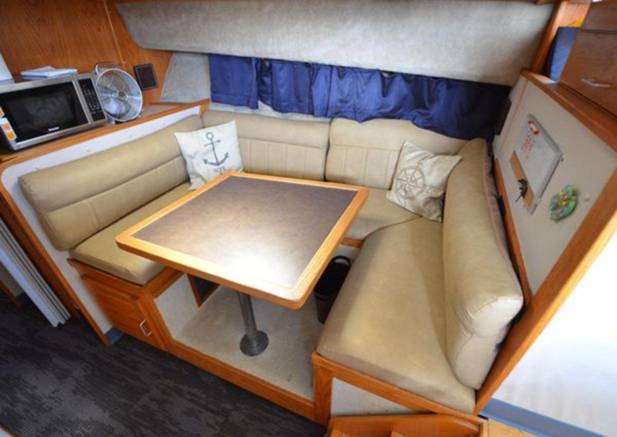 1986 Silverton 40 Motor Yacht - Silverton price