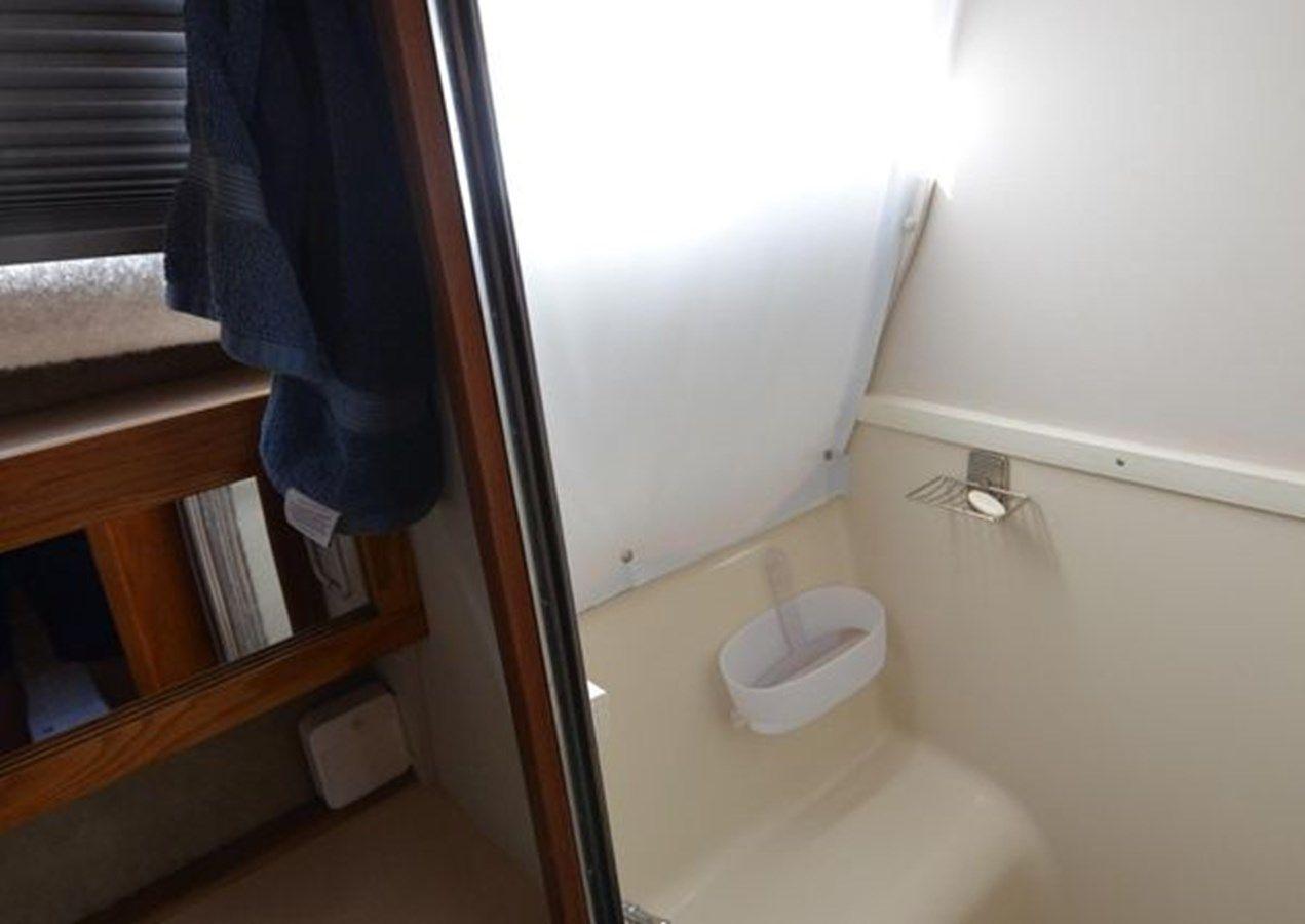 Buy a 1986 Silverton 40 Motor Yacht - Silverton at Shestakov Yacht Sales