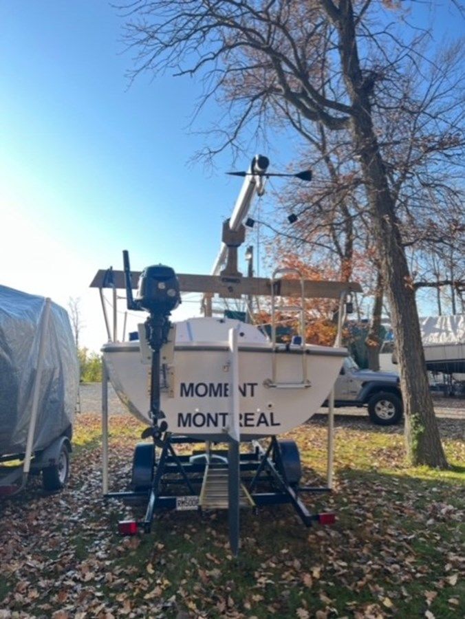 the best price on Moment Capri 22