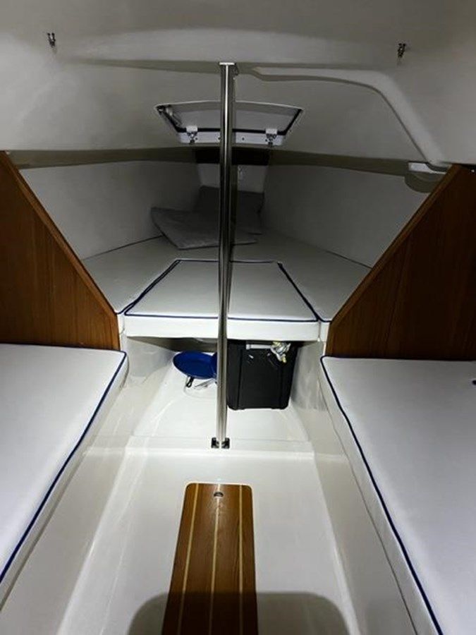 Moment - Catalina Yachts