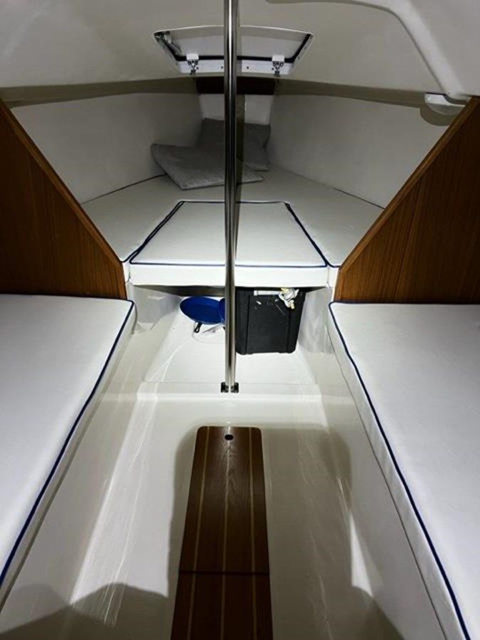 the best price on Moment - Catalina Yachts