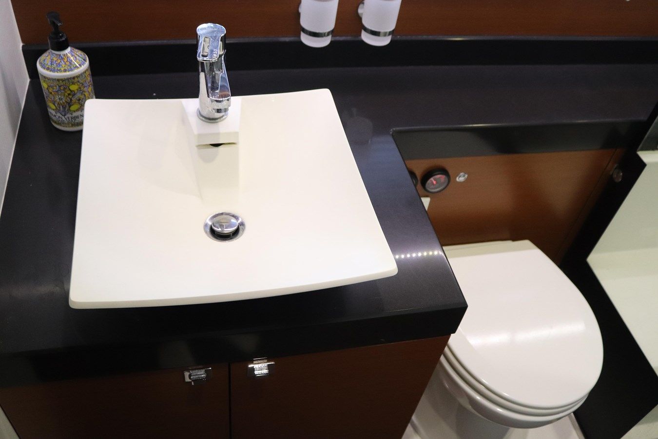 the best price on Ollie-Gator 2015