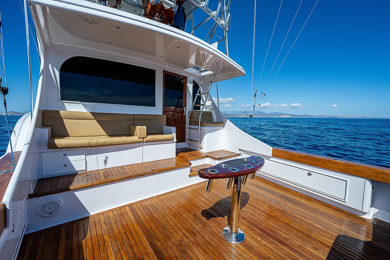 Buy a yacht WILL RISE - CUSTOM CAROLINA