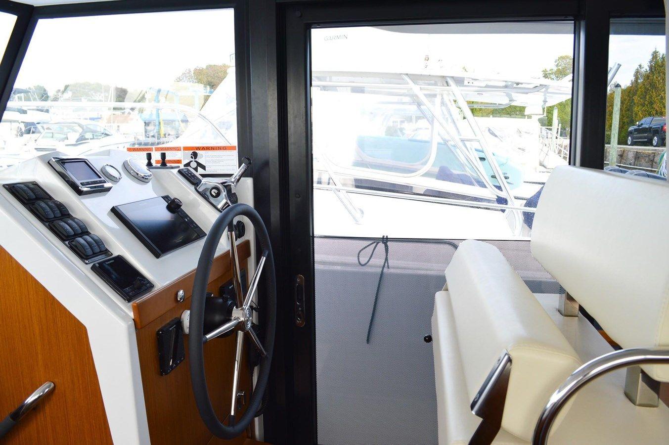 2023 Beneteau Swift Trawler 35 - Beneteau yacht sale