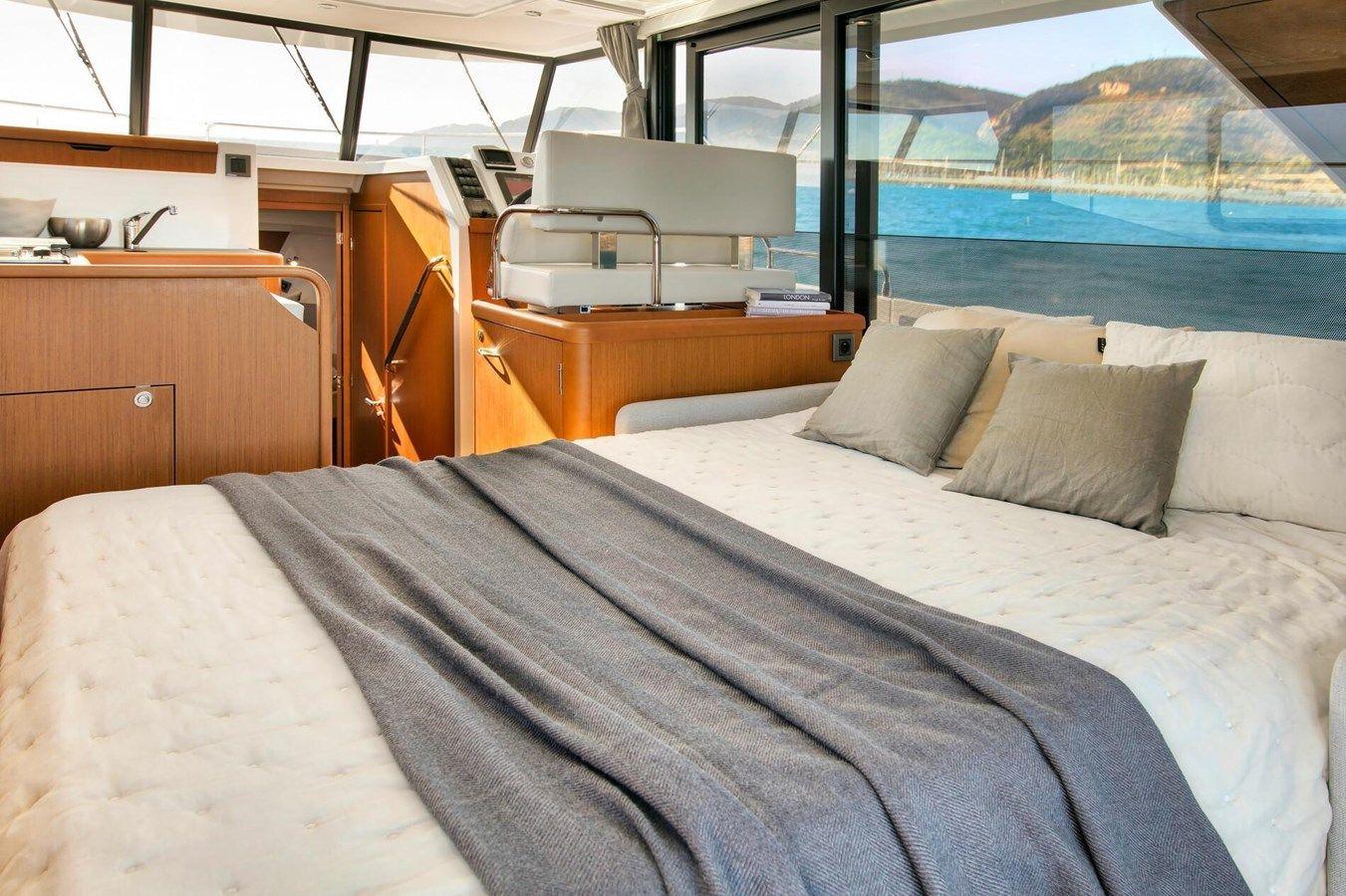 Buy a 2023 Beneteau Swift Trawler 35 2023 at Shestakov Yacht Sales
