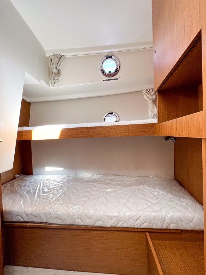 best yacht sales deals 2023 Beneteau Swift Trawler 35 - Beneteau