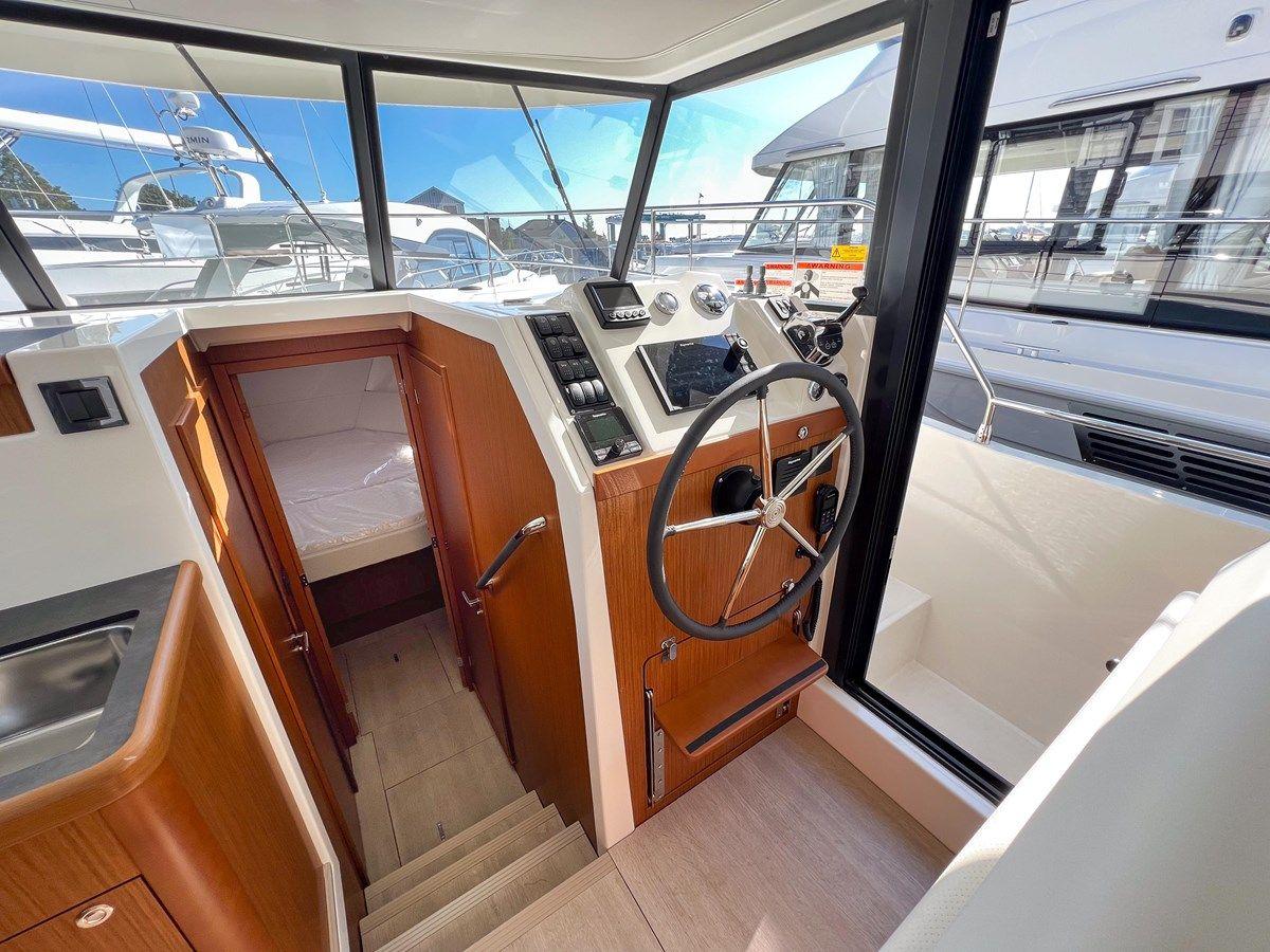 Buy a 2023 Beneteau Swift Trawler 35 - Beneteau at Shestakov Yacht Sales
