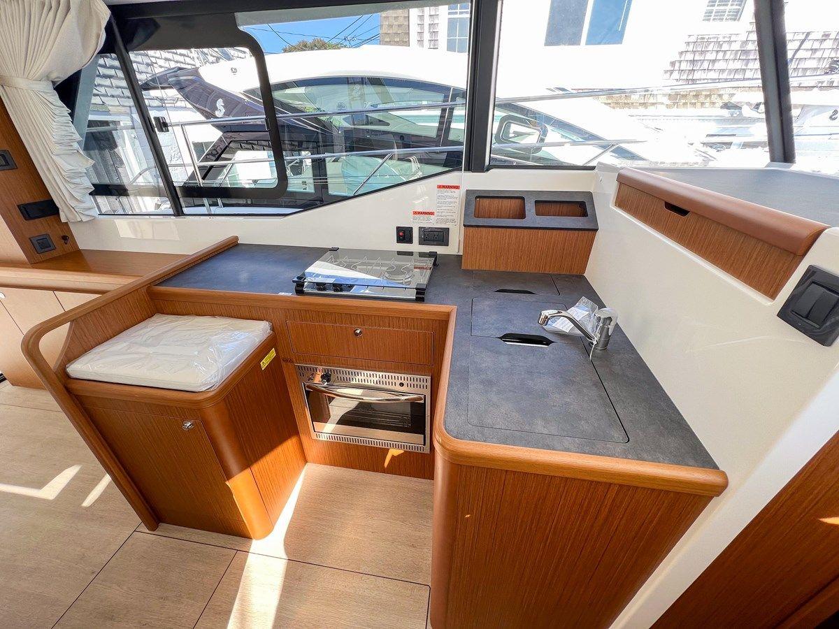 the best price on 2023 Beneteau Swift Trawler 35 Swift Trawler 35