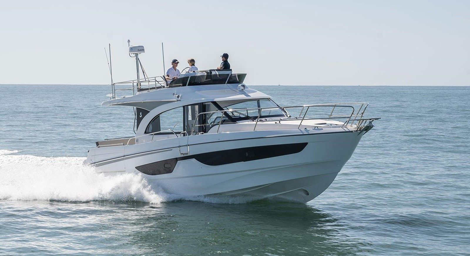 Стоимость яхты 2024 Beneteau Antares 11 Fly - Beneteau