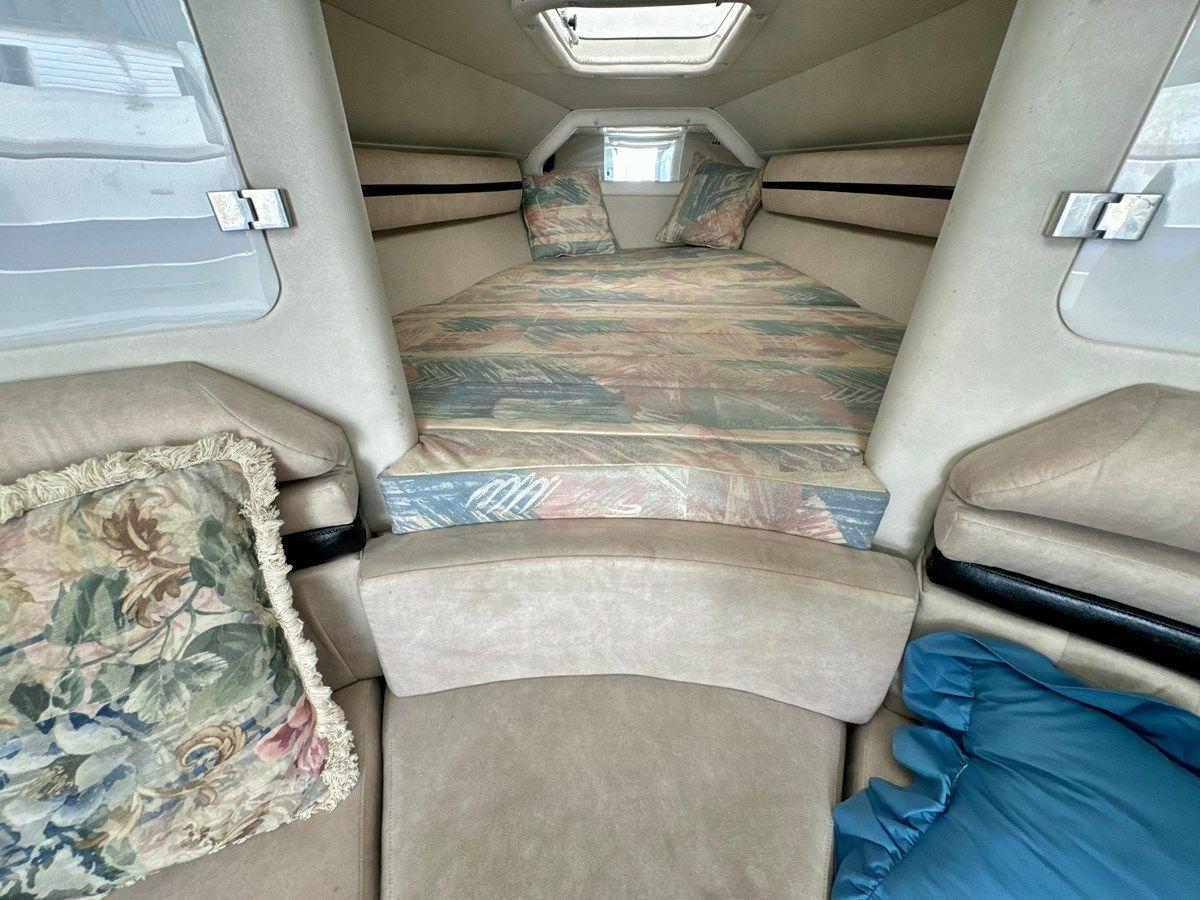 Buy a undefined 32 at Shestakov Yacht Sales