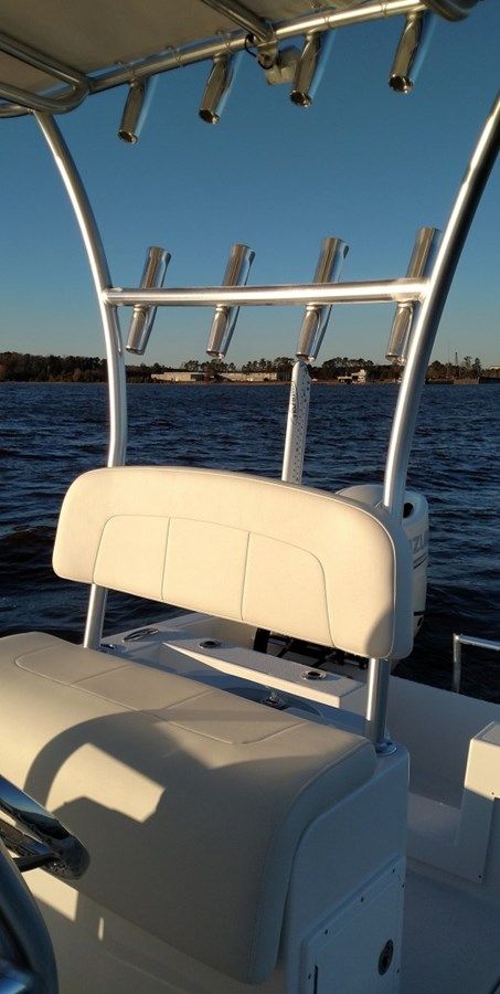 Buy a yacht 2024 Tideline 235 Hybrid 235 Hybrid