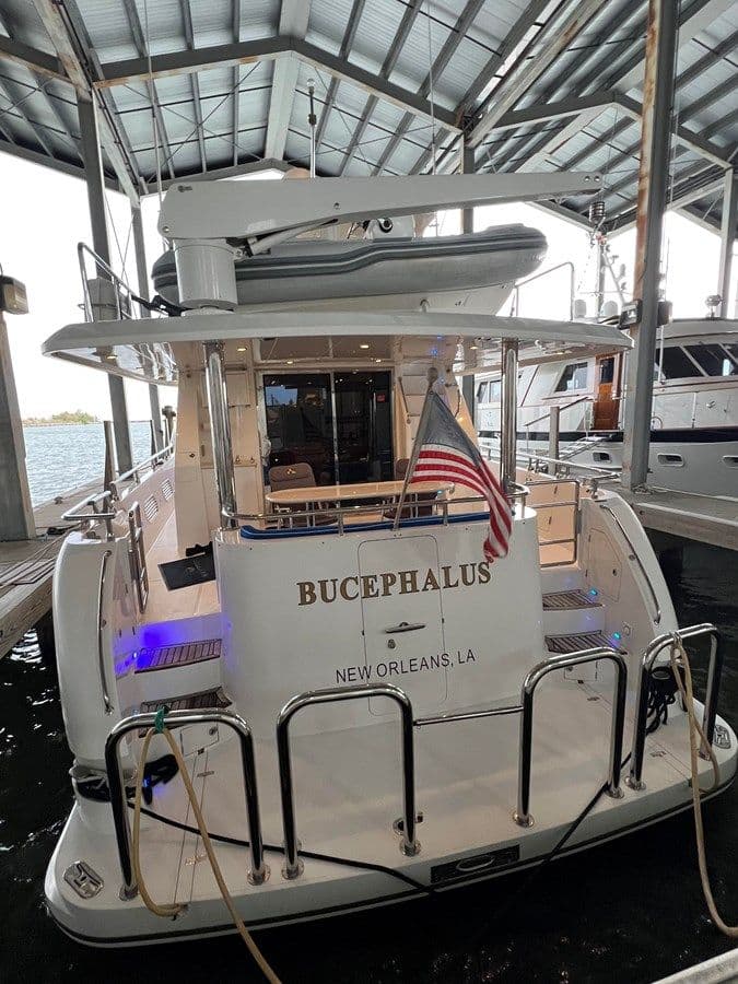 the best price on Bucephalus 2012