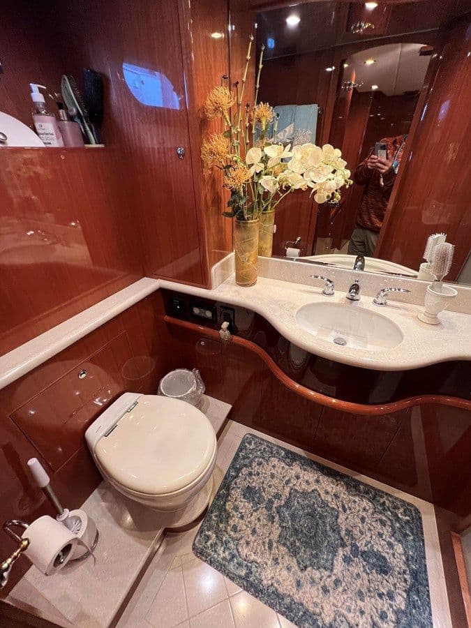 Buy a yacht Bucephalus - HAMPTON YACHTS