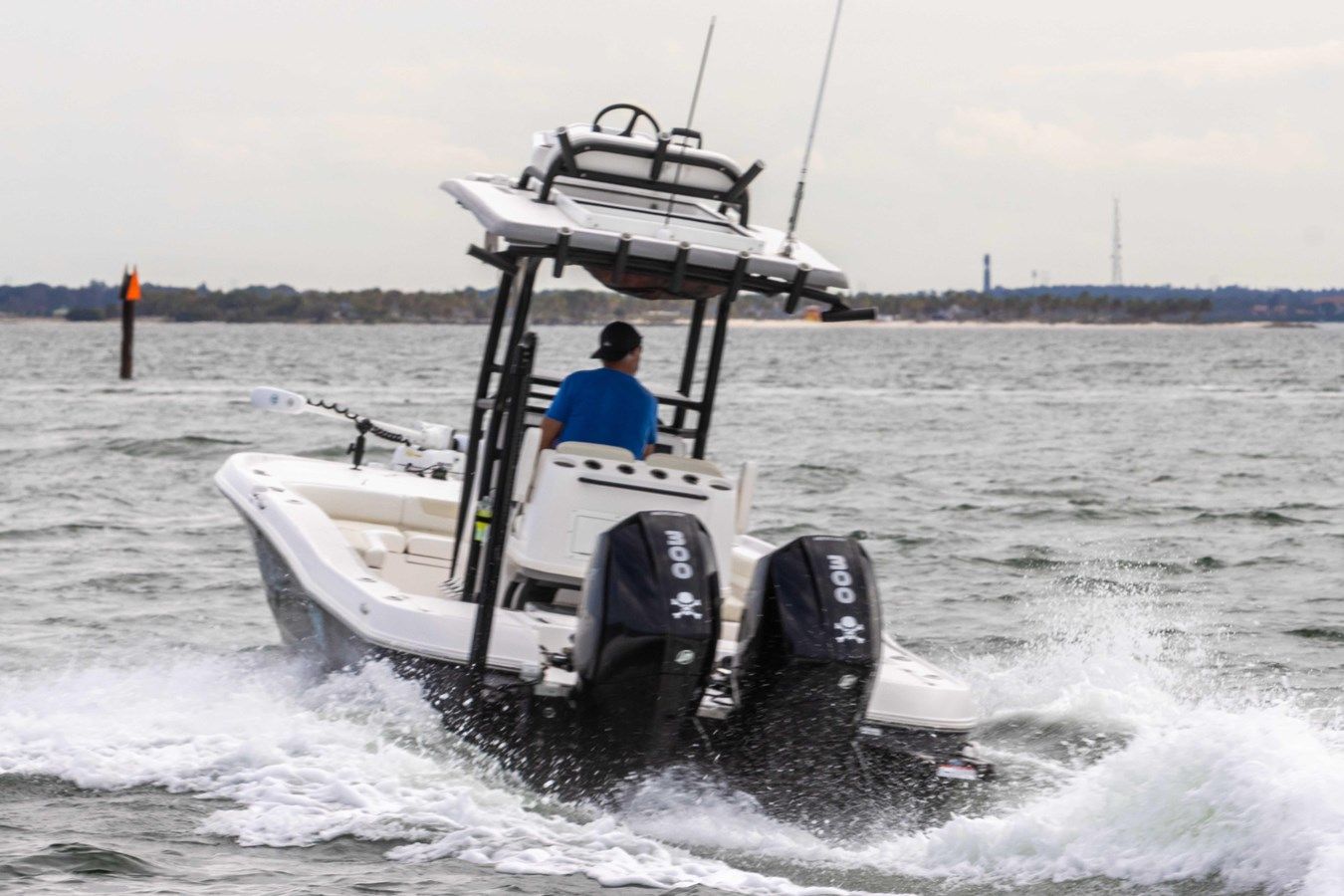 28' Caymas 281HB Center Console - CAYMAS