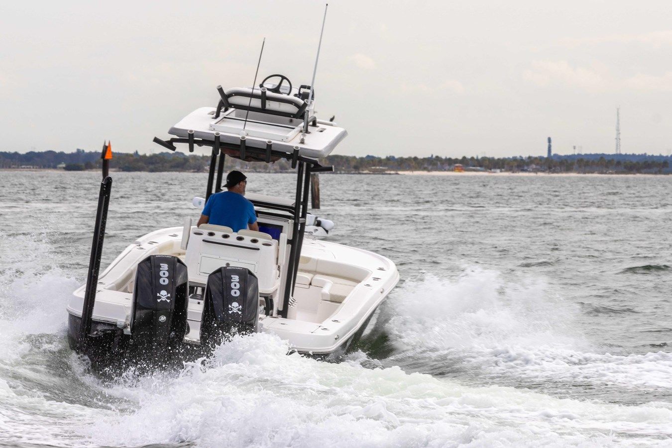 28' Caymas 281HB Center Console 27