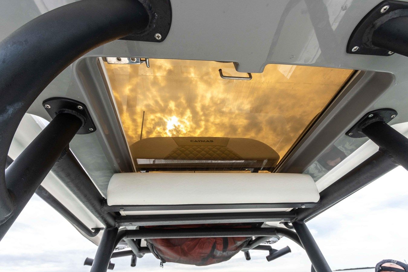 Стоимость яхты 28' Caymas 281HB Center Console