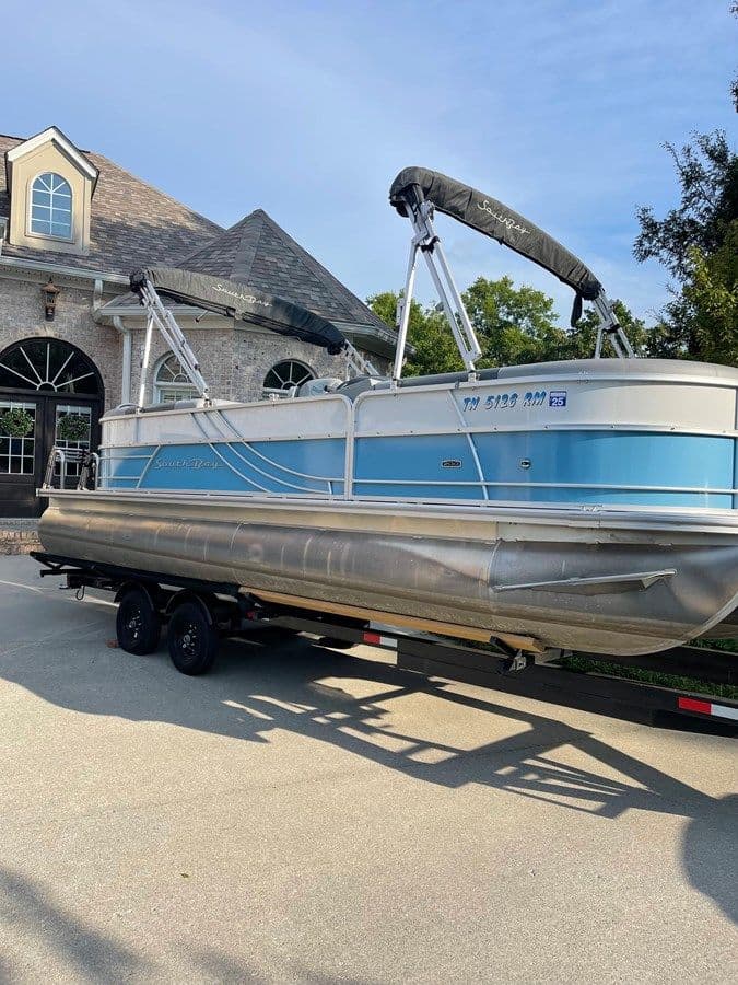 best yacht sales deals 24' South Bay 224 RS