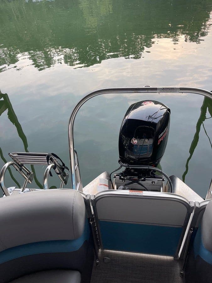 Buy a 24' South Bay 224 RS 23 at Shestakov Yacht Sales