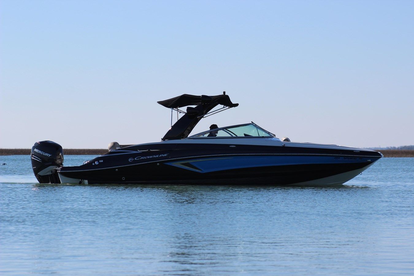 best yacht sales deals 2021 Crownline Eclipse E285 XS - CROWNLINE