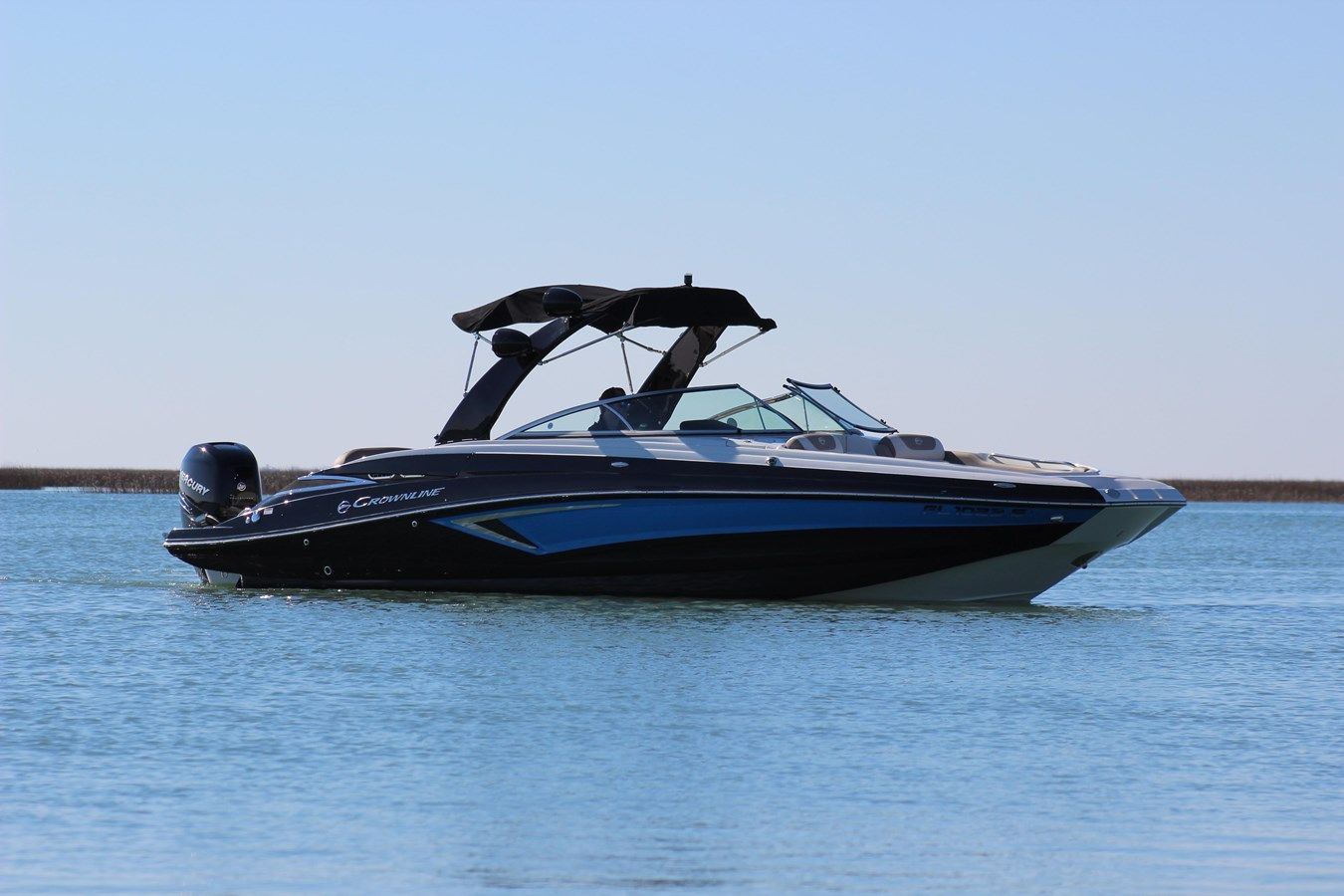 Buy a yacht 2021 Crownline Eclipse E285 XS 2021