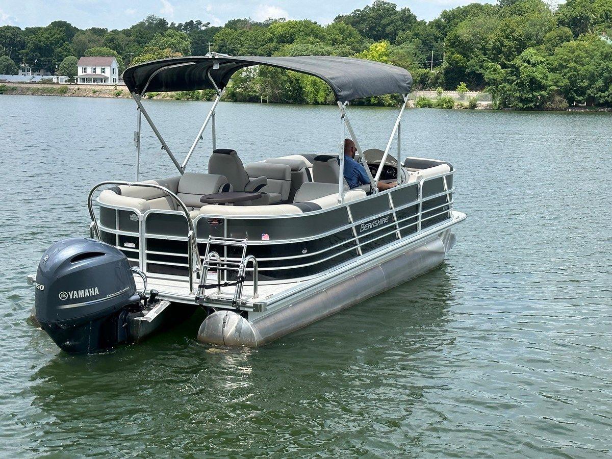 best yacht sales deals 2021  Berkshire 24 RXF CTS