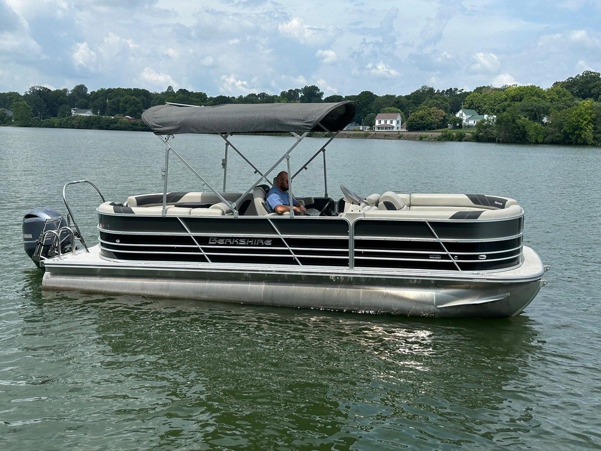 2021  Berkshire 24 RXF CTS 24 yacht sale