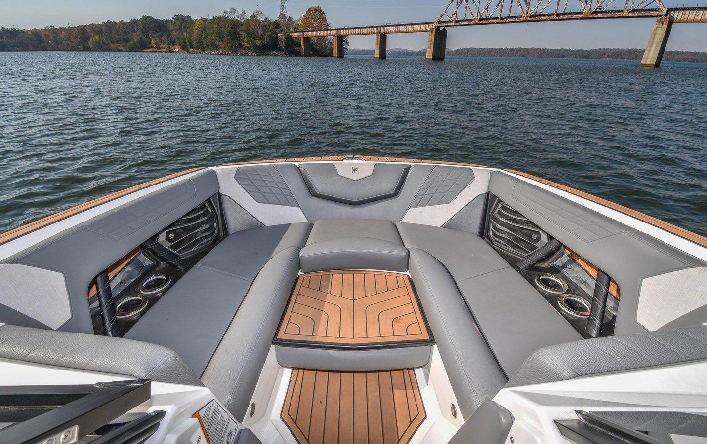 Buy a yacht 2021 Nautique Super Air G23 Super Air G23